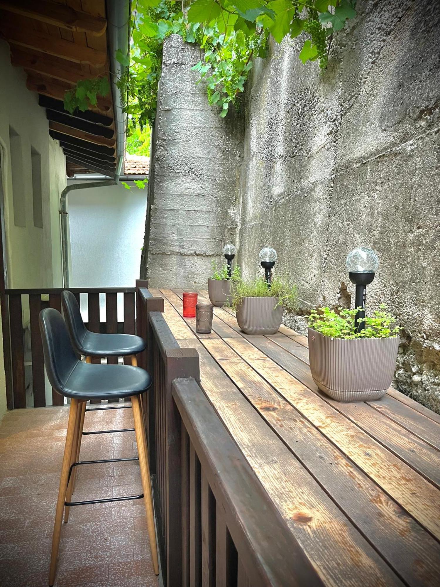 The Green Guest House Of Veliko Tarnovo-Amazing View, Top Location Exterior photo